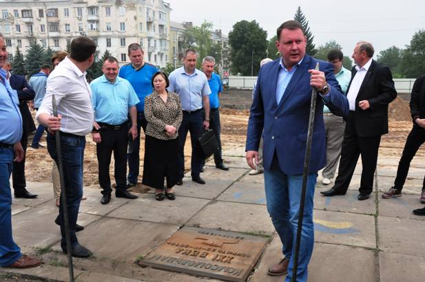 33101382 1961439600595921 6599645806435762176 n