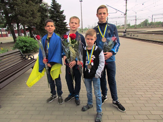 Kikboksery edut na chempionat mira kraatorsk 18