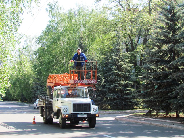 demontirujut novogodnuju illuminatsiju kramatorsk 1