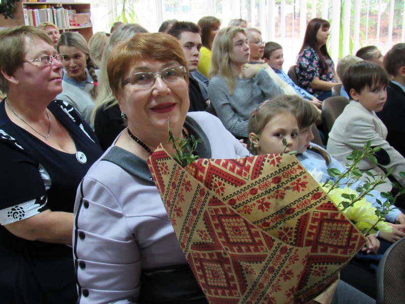 kramatorsk detsk bibl.JPG4