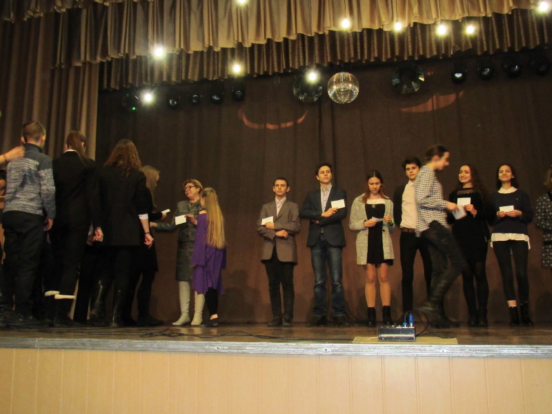 premija pobediteljam olimpiad v kramatorske.jpg8