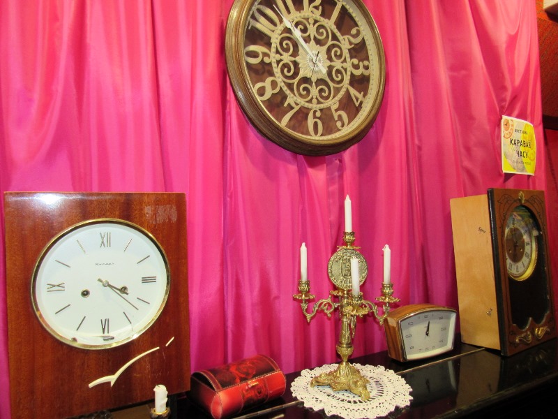 v muzee istorii kramatorska spasajut hod vremeni.jpg2