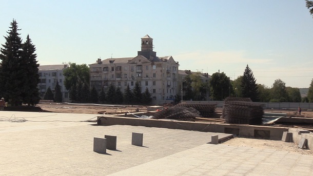 Sequence 02.00 28 01 14.Still004