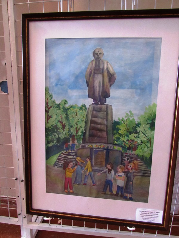 vystavka uchenicheskogo tvorchestva v kramatorske.jpg4