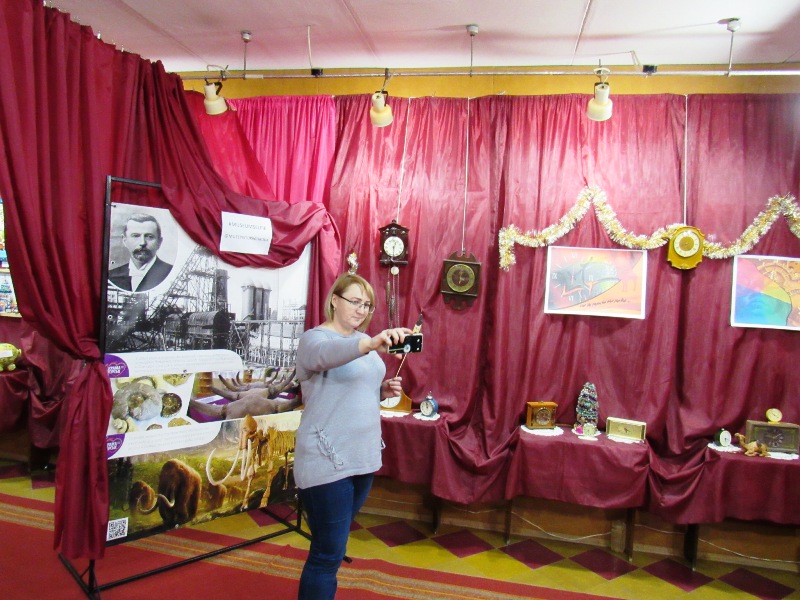 den selfi v muzee istorii kramatorska.JPG6