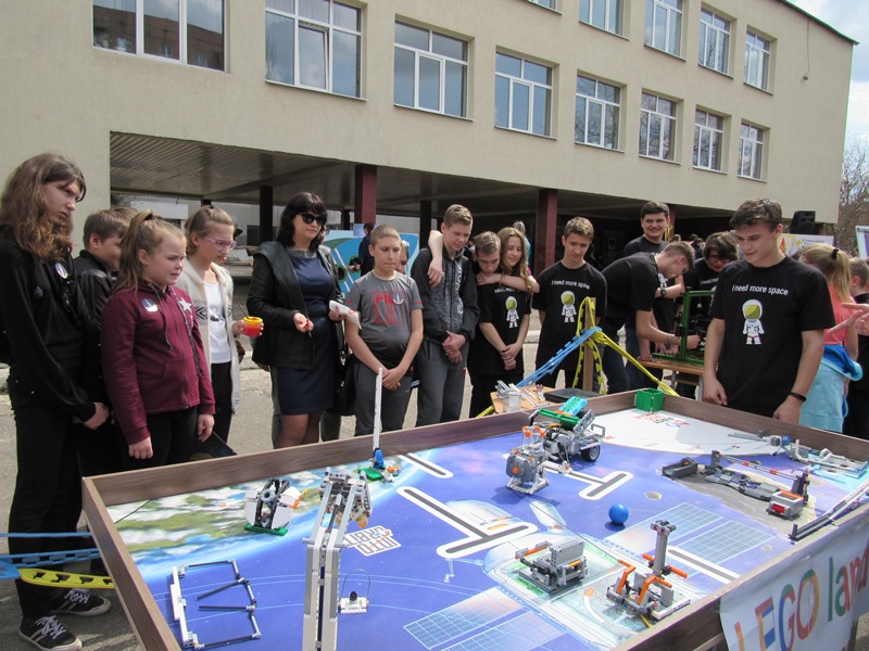 den kosmonavtiki osh4.jpg1