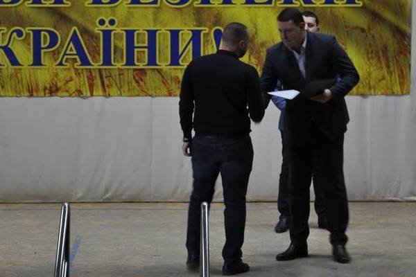 5 689456402648793088 n