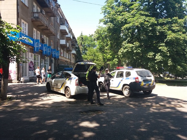 V Kramatorske na perekrestke ul Druzhby i Akademicheskoj stolknulis dva avtomobilja 3