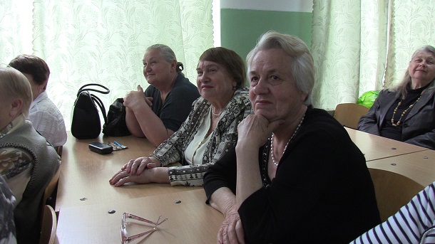 V Kramatorske podveli itogi Kursy obuchenija pensionerov 4