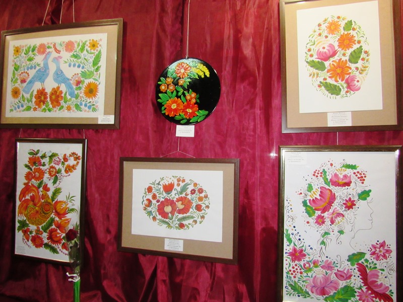 vystavka uchenikov ShI3 kramatorska.jpg0.jpg2