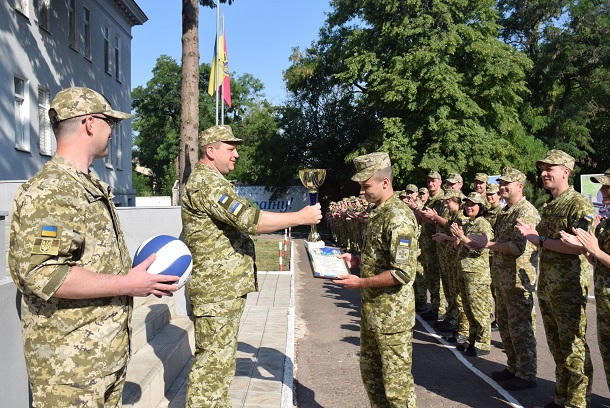 Kramatorskij pogranichnyj otrjad provel sorevnovanija po volejbolu 2