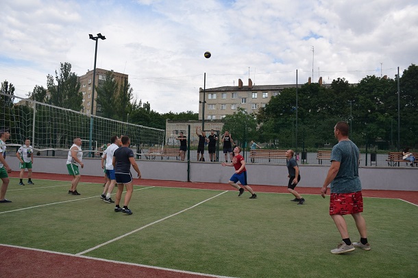 Kramatorskij pogranichnyj otrjad provel sorevnovanija po volejbolu 3