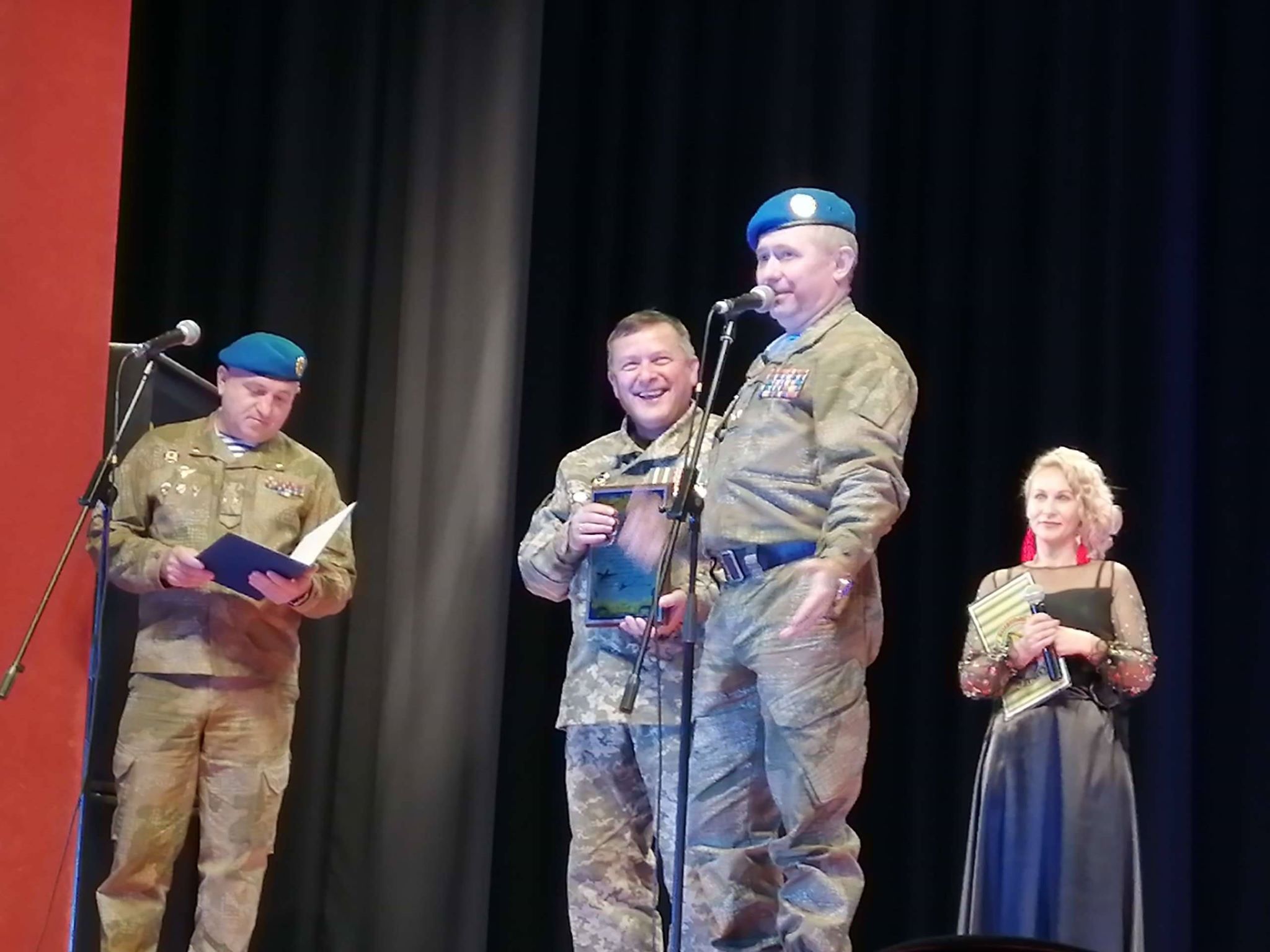 prazdnik dlja zashhitnikov kramatorsk135