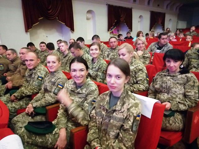 prazdnik dlja zashhitnikov kramatorsk333