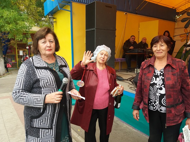 V Kramatorske veselo otmetili Den dobra i vnimanija 11