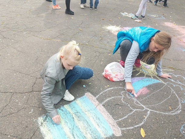 V Kramatorske veselo otmetili Den dobra i vnimanija 3