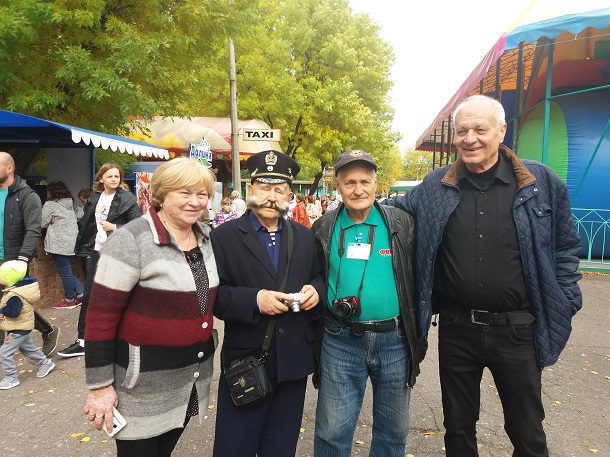 V Kramatorske veselo otmetili Den dobra i vnimanija 6