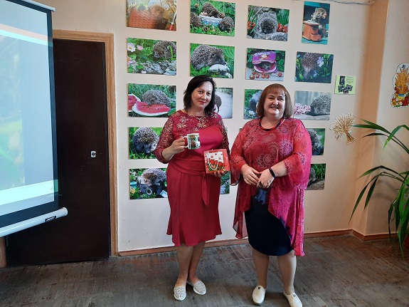 V Kramatorske otkrylas fotovystavka Po strokam pojeticheskim shagaet ezh liricheskij 8