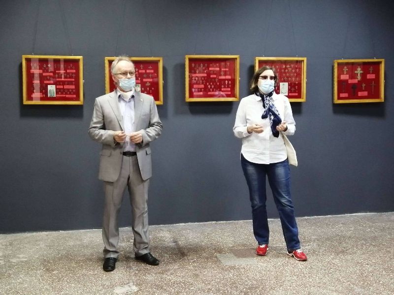 vistavka hrestіv.jpg0