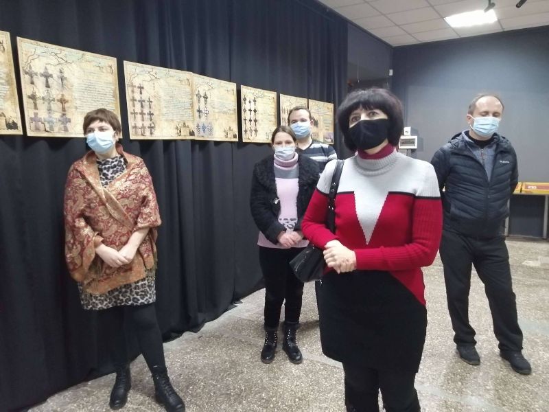 vistavka hrestіv.jpg4