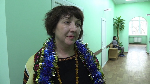 V Kramatorske shkolniki dengi ot koljadok peredajut na blagotvoritelnost 4