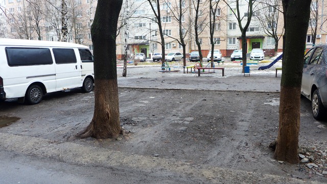 dvory parkovki avtomobili kramatorsk 9