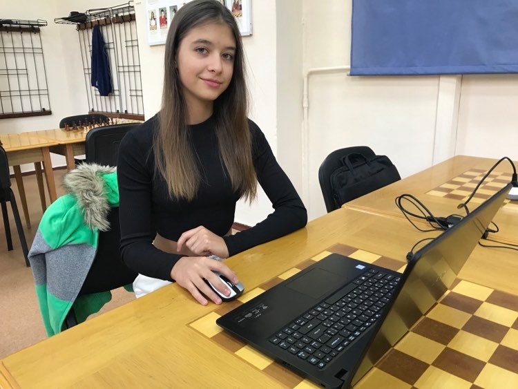 chempionat chess4
