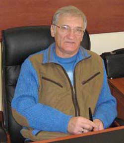 Валерий Скударь