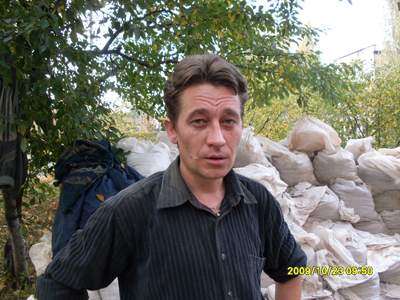 Олег Сирик: "В подвале жили лягушки".