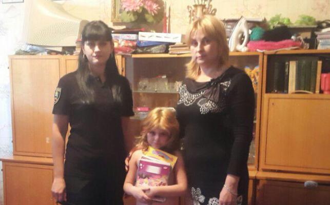 kramatorskie pravoohraniteli ugovorili devochku vernutsya v shkolu