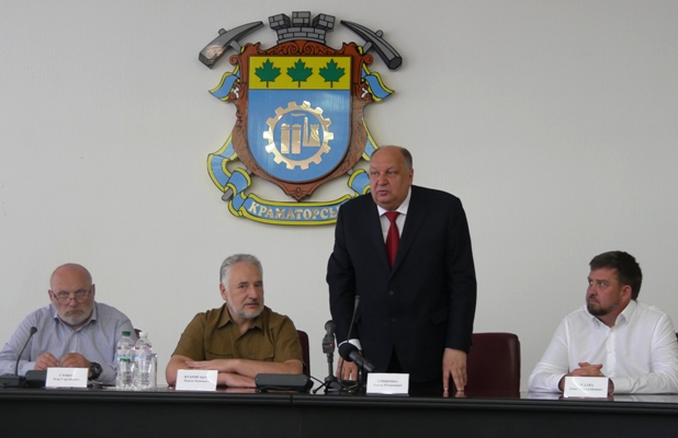 P1600757