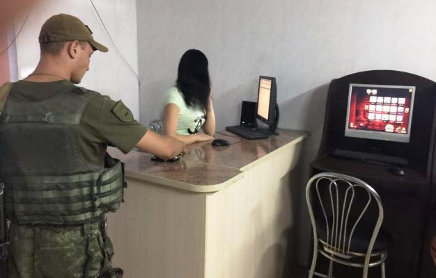 kramatorskie politseyskie zakrili igrovoy salon