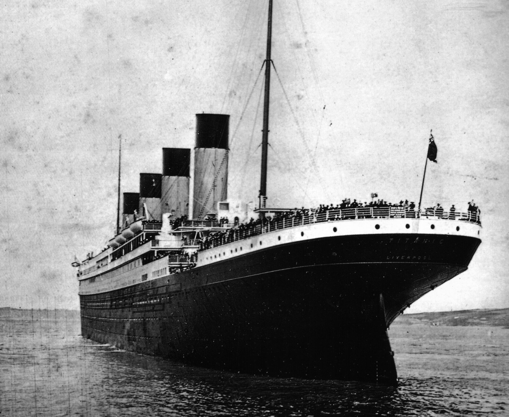 RMS Titanic leaving Southampton rms titanic 5709381 2167 1776