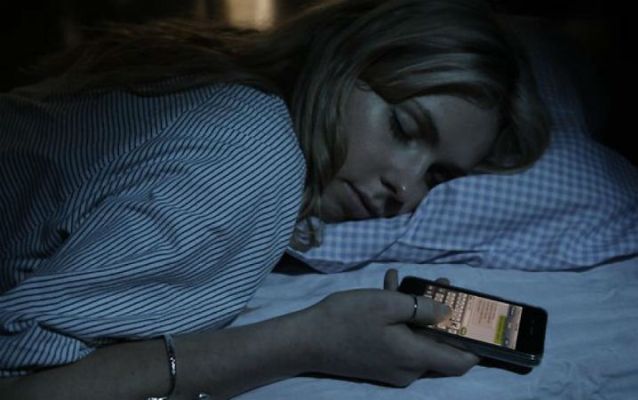 le telephone au lit c est une mauvaise idee