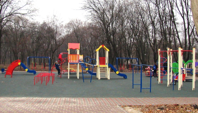 kramatorsk park pushkina.jpg3
