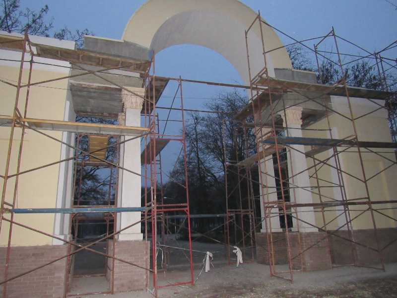 kramatorsk park pushkina.jpg8