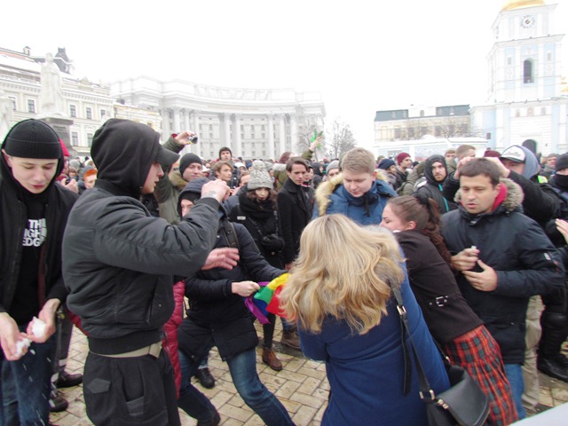 Feministicheskij marsh kiev 12