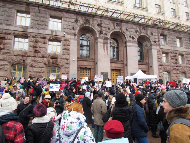 Feministicheskij marsh kiev 13