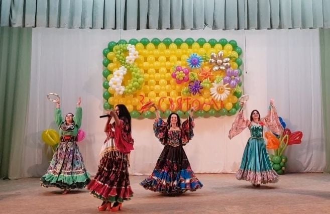 svjatkovij koncert privіtannja.jpg2