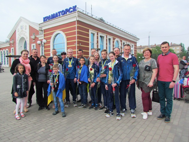 Kikboksery edut na chempionat mira kraatorsk 10