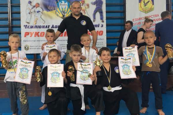 kramatorsk rukopashniy boi 1