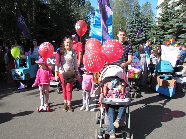parad kolyasok kramatorsk 1