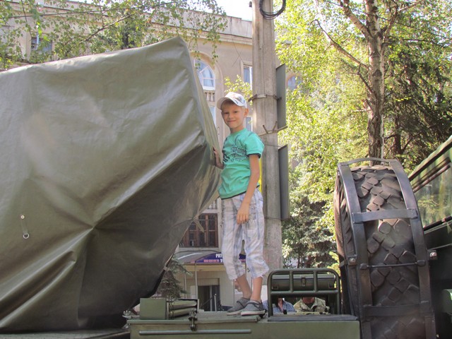 den nezavisimosti kramatorsk 18