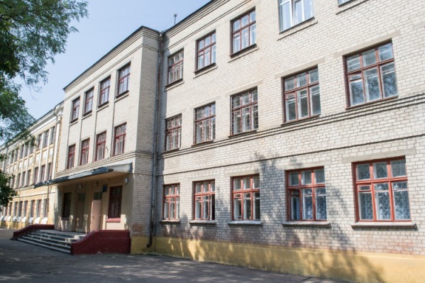 shkoly kramatorska pereimenujut