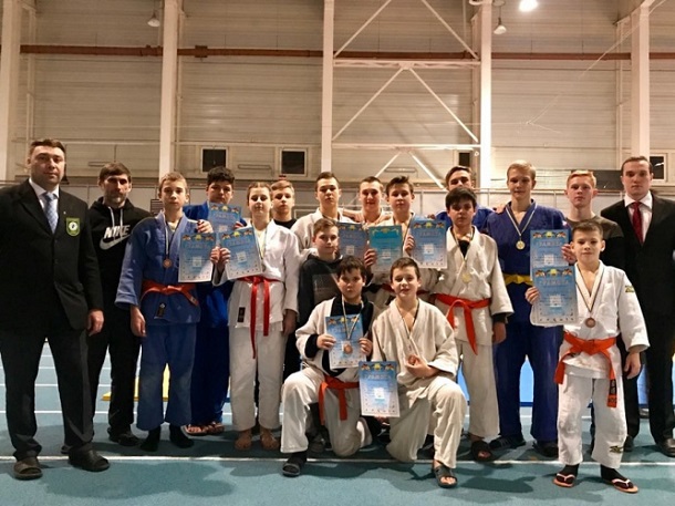 V Kramatorske proshel chempionat po sambo