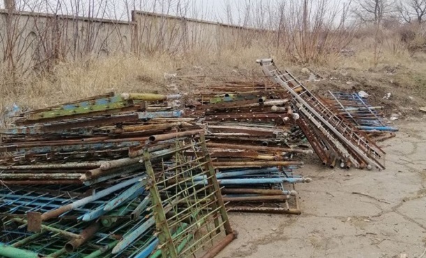 Narkotiki drevesina bez dokumentov i metallolom rezultaty raboty Kramatorskoj patrulnoj policii 2