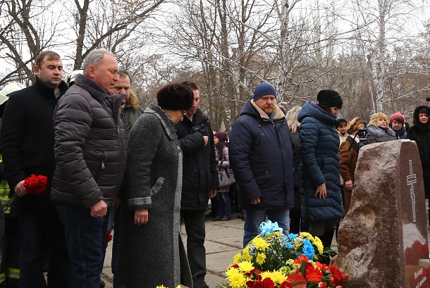 V Kramatorske proshel den pamjati 10 fevralja 19