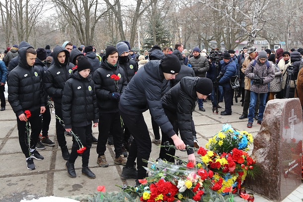 V Kramatorske proshel den pamjati 10 fevralja 22