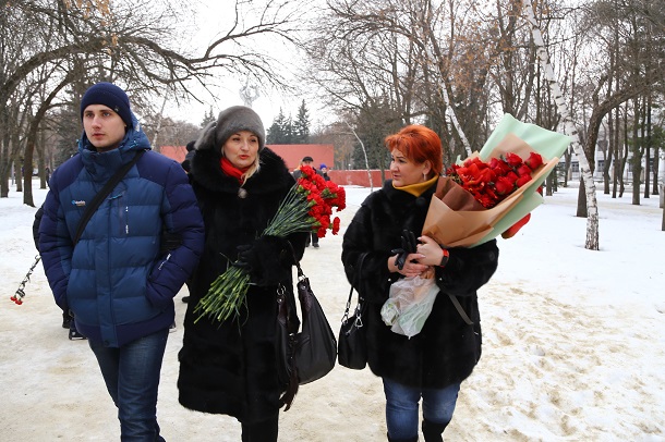 V Kramatorske proshel den pamjati 10 fevralja 3
