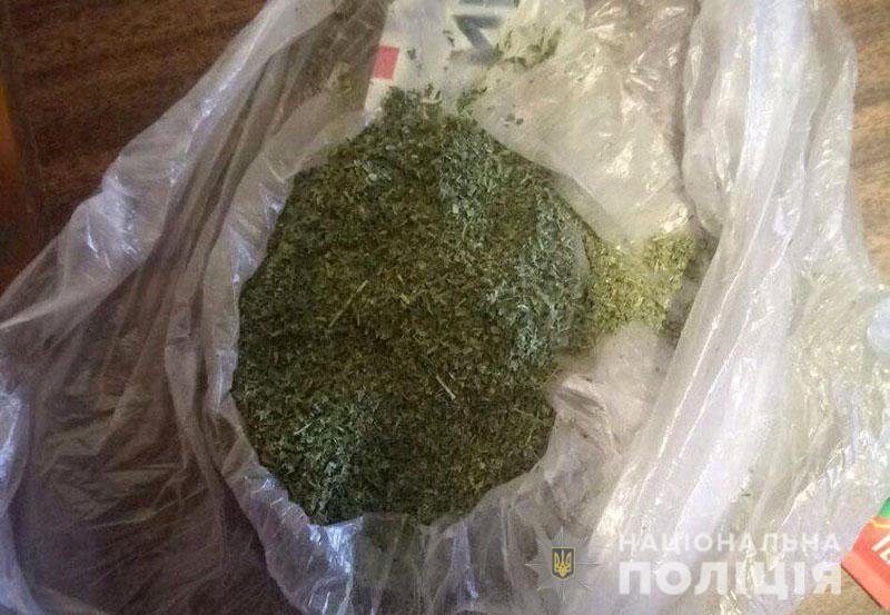 IszdlUkj